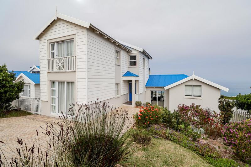 To Let 4 Bedroom Property for Rent in Pinnacle Point Golf Estate Western Cape